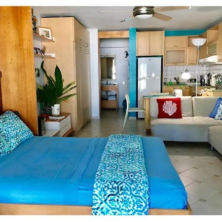 Cozy Beachfront Studio San Juan Kültér fotó